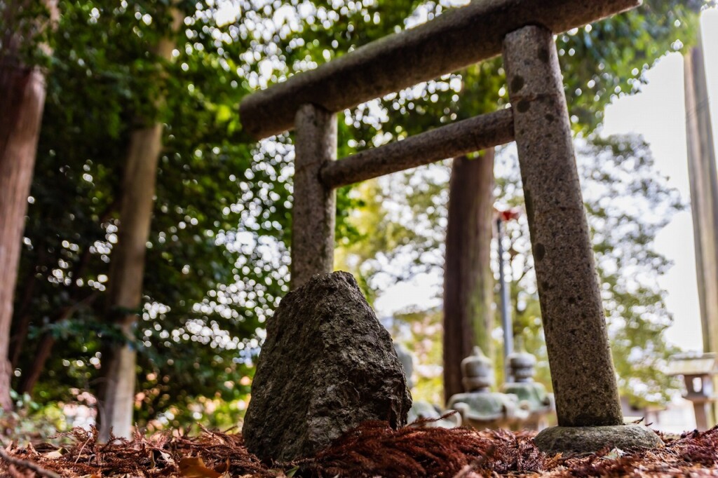 飾西大年神社