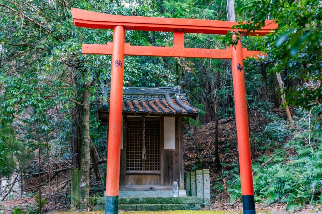 飾西大年神社