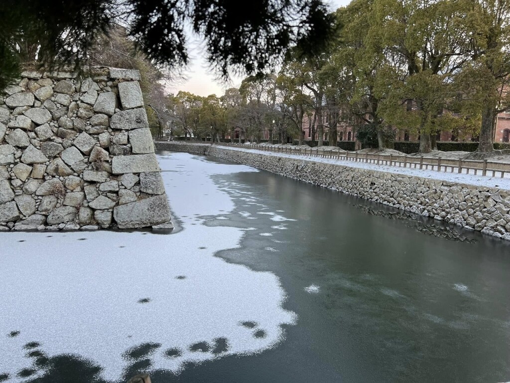 2025年2月8日の雪景色 姫路城