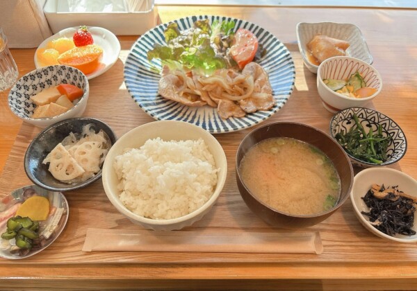 青果卸店が手がける絶品ランチ！「とろあるかふぇ」の魅力