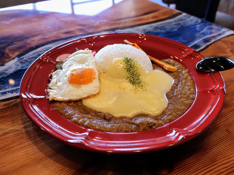 カフェ「Cafe_soare_route77(カフェ ソアレ ルート77)」 姫路 東山