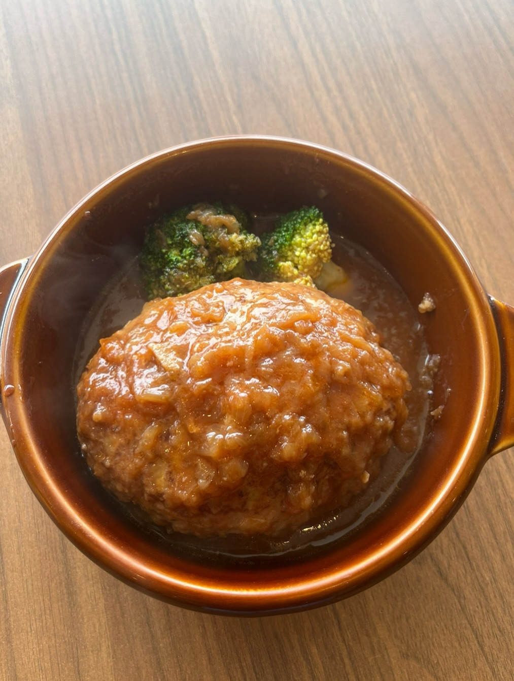 コンナトコロニハンバーグ