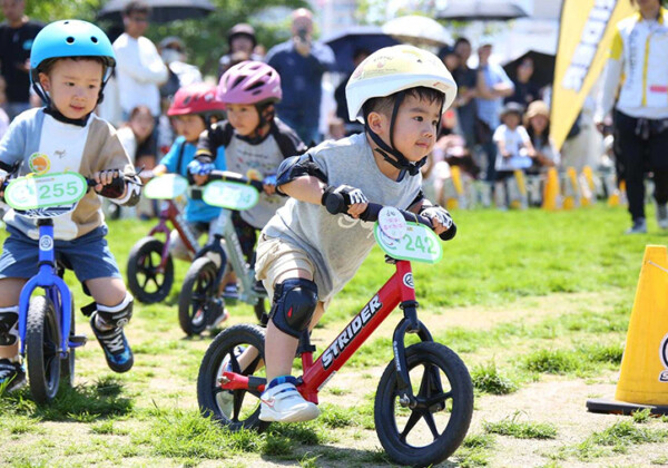 ランバイク大会「ストライダーエンジョイカップ 姫路城ウォーターステージ