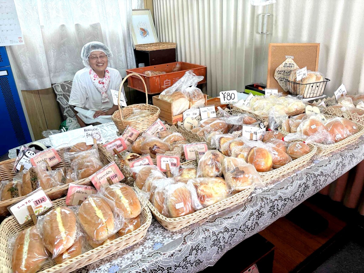 白浜製パン所　姫路　パン店　パン販売