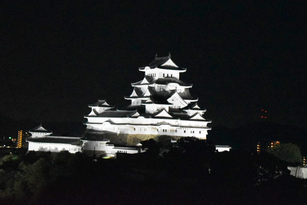 男山　ライトアップ　姫路市