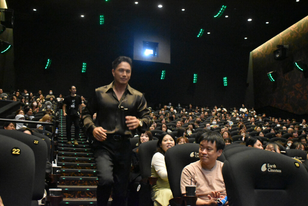 アースシネマズ姫路　おいしい給食　キャラバン