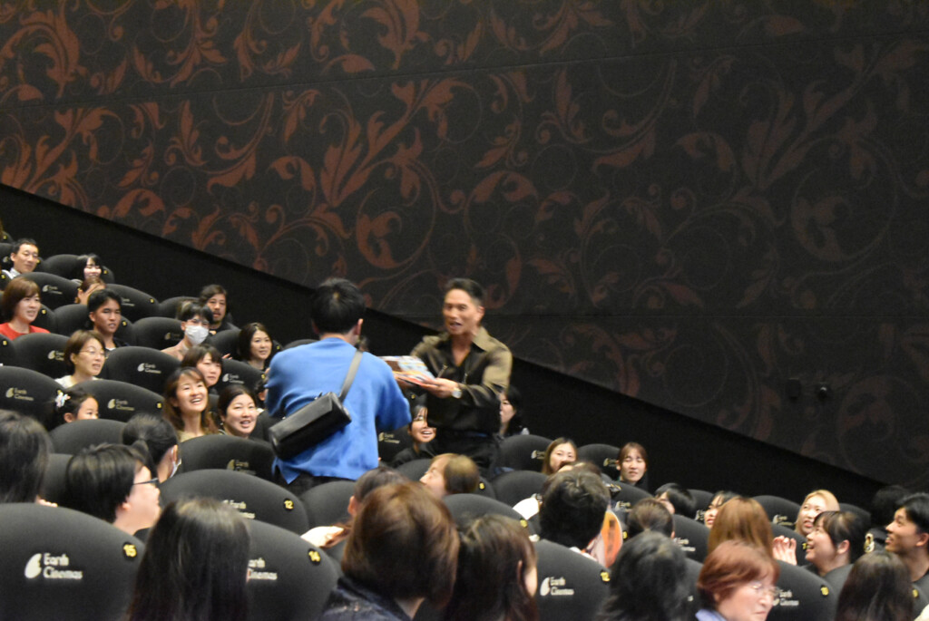 アースシネマズ姫路　おいしい給食　キャラバン