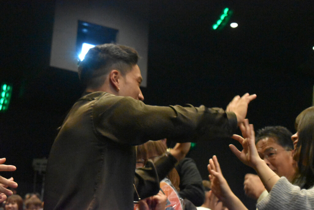 アースシネマズ姫路　おいしい給食　キャラバン